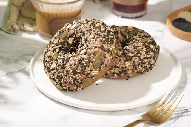 Glutensiz Fit Ekmek Tarifi – Karabuğday & Chia